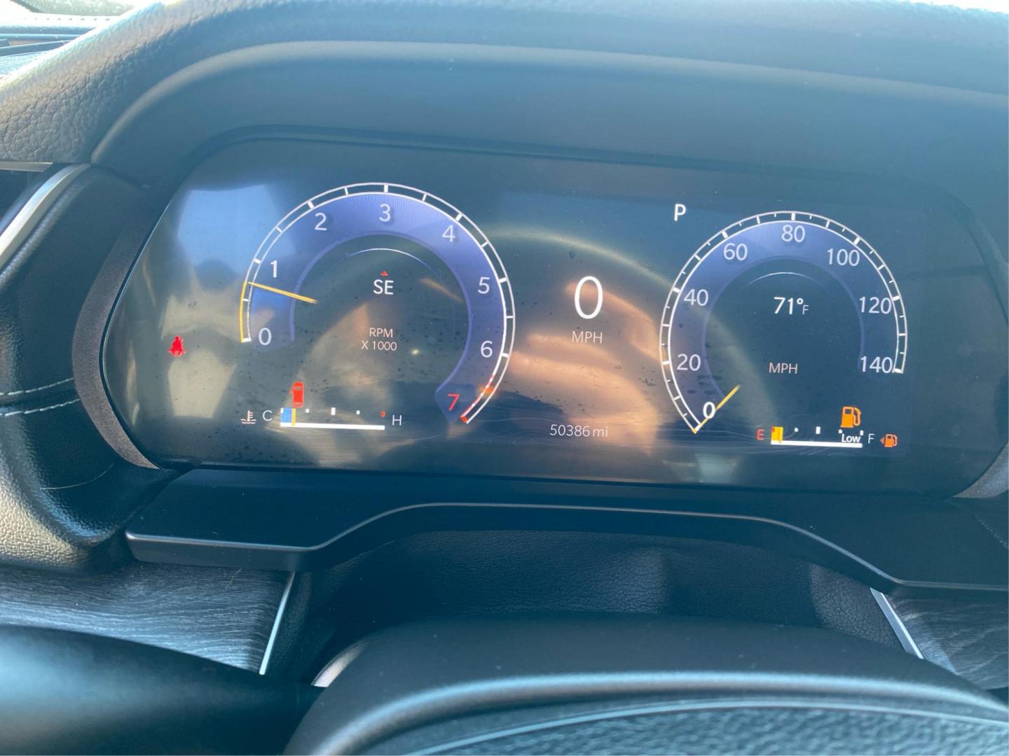 2024 GRAY JEEP GRAND CHEROKEE L LIMITED (1C4RJKBGXR8) with an 3.6L engine, Automatic transmission, located at 908 SE 14th Street, Des Moines, IA, 50317, (515) 281-0330, 41.580303, -93.597046 - Photo#15