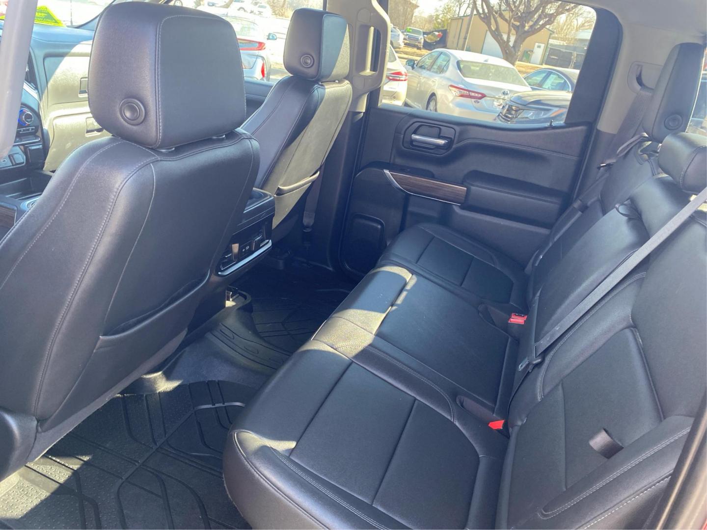 2021 RED CHEVROLET SILVERADO 1500 RST (3GCUYEET0MG) with an 3.0L engine, Automatic transmission, located at 908 SE 14th Street, Des Moines, IA, 50317, (515) 281-0330, 41.580303, -93.597046 - Photo#9