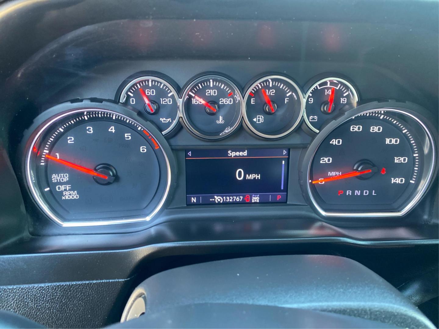 2021 RED CHEVROLET SILVERADO 1500 RST (3GCUYEET0MG) with an 3.0L engine, Automatic transmission, located at 908 SE 14th Street, Des Moines, IA, 50317, (515) 281-0330, 41.580303, -93.597046 - Photo#14