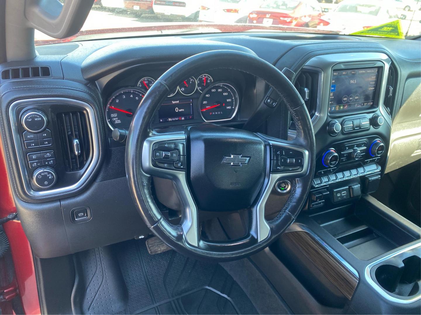 2021 RED CHEVROLET SILVERADO 1500 RST (3GCUYEET0MG) with an 3.0L engine, Automatic transmission, located at 908 SE 14th Street, Des Moines, IA, 50317, (515) 281-0330, 41.580303, -93.597046 - Photo#15