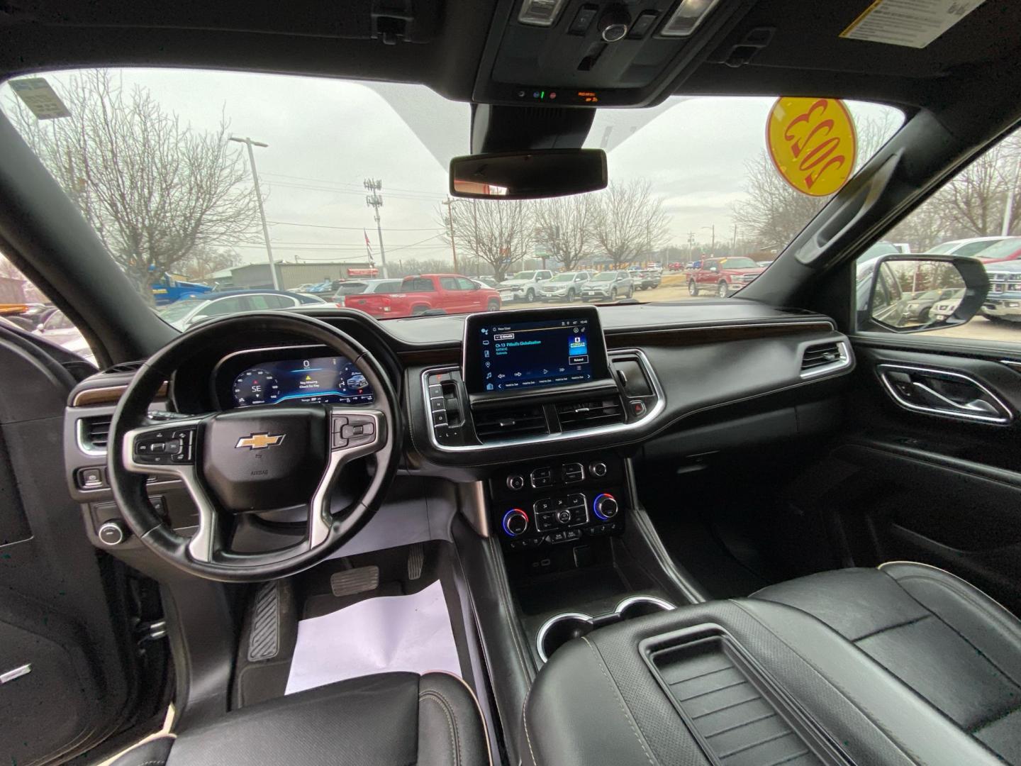 2023 GREEN CHEVROLET SUBURBAN 1500 PREMIER (1GNSCFKD4PR) with an 5.3L engine, Automatic transmission, located at 908 SE 14th Street, Des Moines, IA, 50317, (515) 281-0330, 41.580303, -93.597046- Photo#21