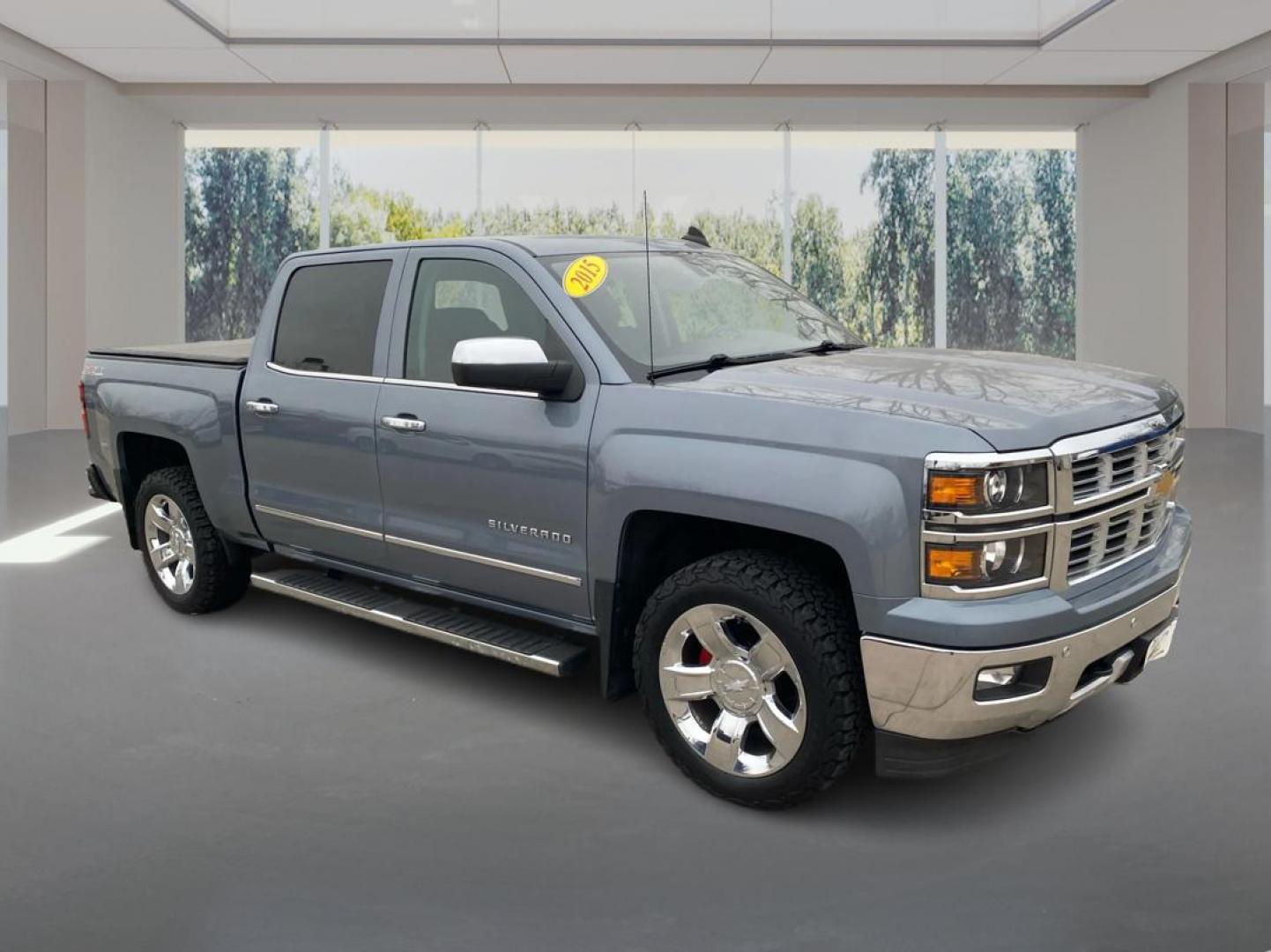 2015 BLUE CHEVROLET SILVERADO 1500 LTZ (3GCUKSEC2FG) with an 5.3L engine, Automatic transmission, located at 908 SE 14th Street, Des Moines, IA, 50317, (515) 281-0330, 41.580303, -93.597046 - Photo#0