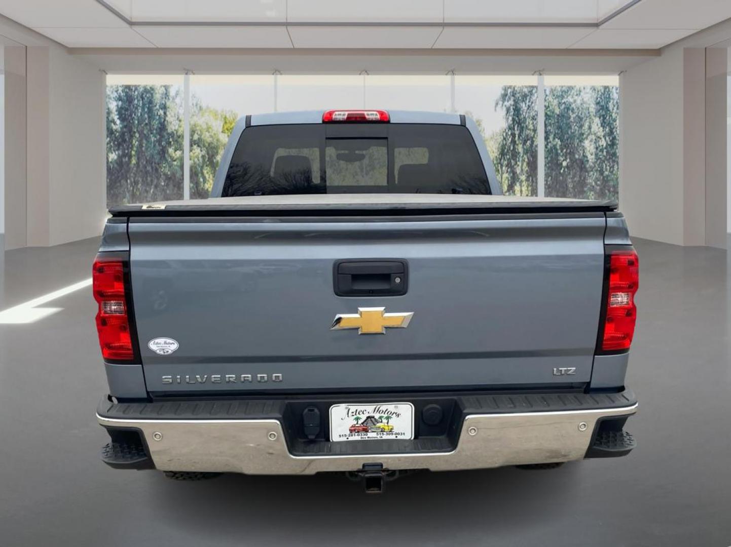 2015 BLUE CHEVROLET SILVERADO 1500 LTZ (3GCUKSEC2FG) with an 5.3L engine, Automatic transmission, located at 908 SE 14th Street, Des Moines, IA, 50317, (515) 281-0330, 41.580303, -93.597046 - Photo#3