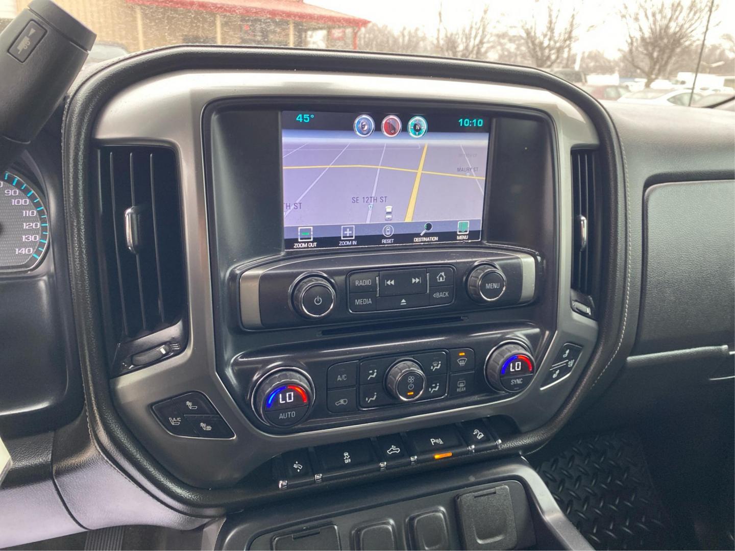 2015 BLUE CHEVROLET SILVERADO 1500 LTZ (3GCUKSEC2FG) with an 5.3L engine, Automatic transmission, located at 908 SE 14th Street, Des Moines, IA, 50317, (515) 281-0330, 41.580303, -93.597046 - Photo#12