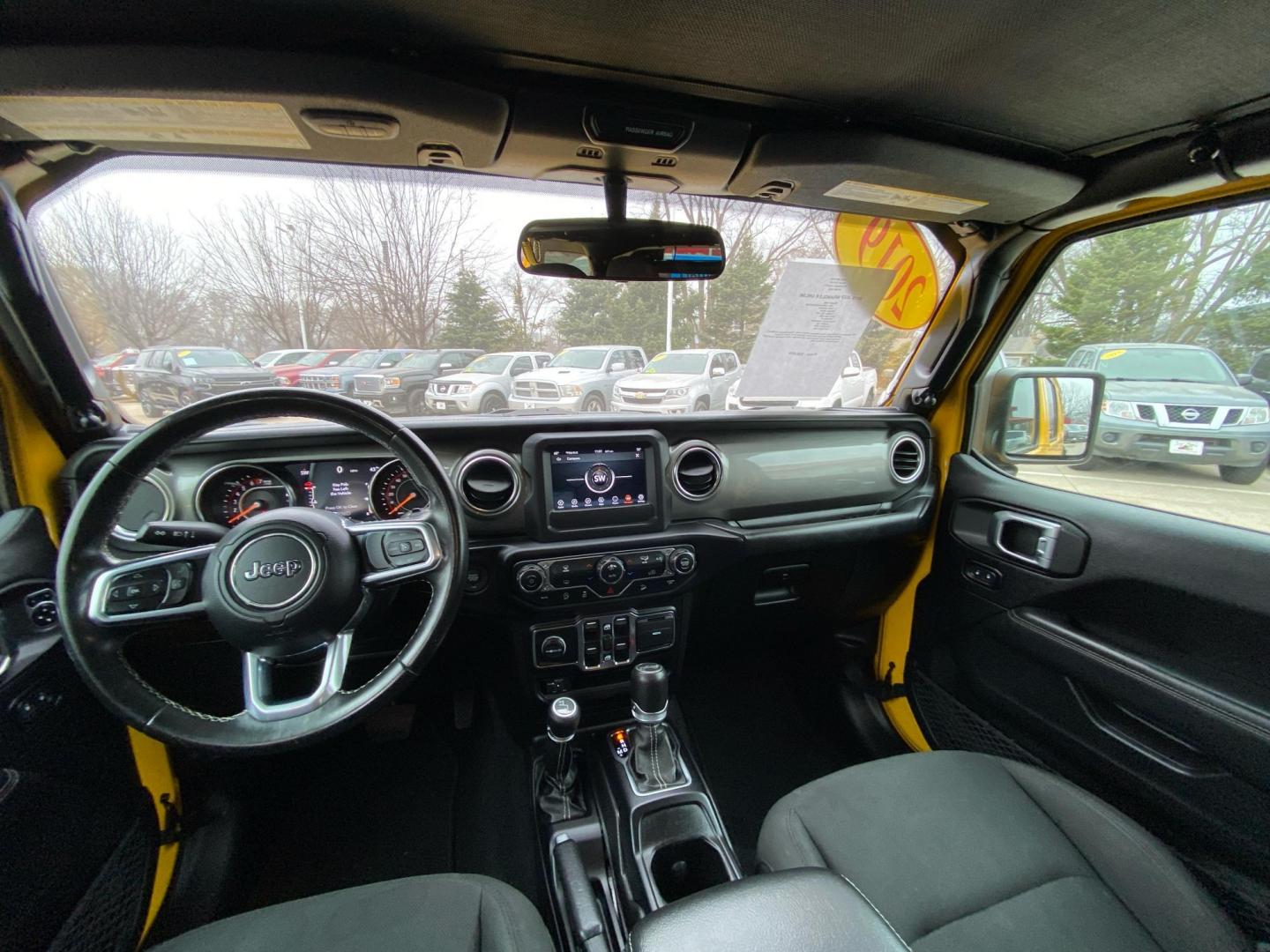 2019 YELLOW JEEP WRANGLER UNLIMI SAHARA (1C4HJXEG3KW) with an 3.6L engine, Automatic transmission, located at 908 SE 14th Street, Des Moines, IA, 50317, (515) 281-0330, 41.580303, -93.597046 - Photo#21