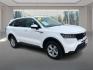 2022 WHITE KIA SORENTO LX (5XYRGDLC8NG) with an 2.5L engine, Automatic transmission, located at 908 SE 14th Street, Des Moines, IA, 50317, (515) 281-0330, 41.580303, -93.597046 - Photo#0
