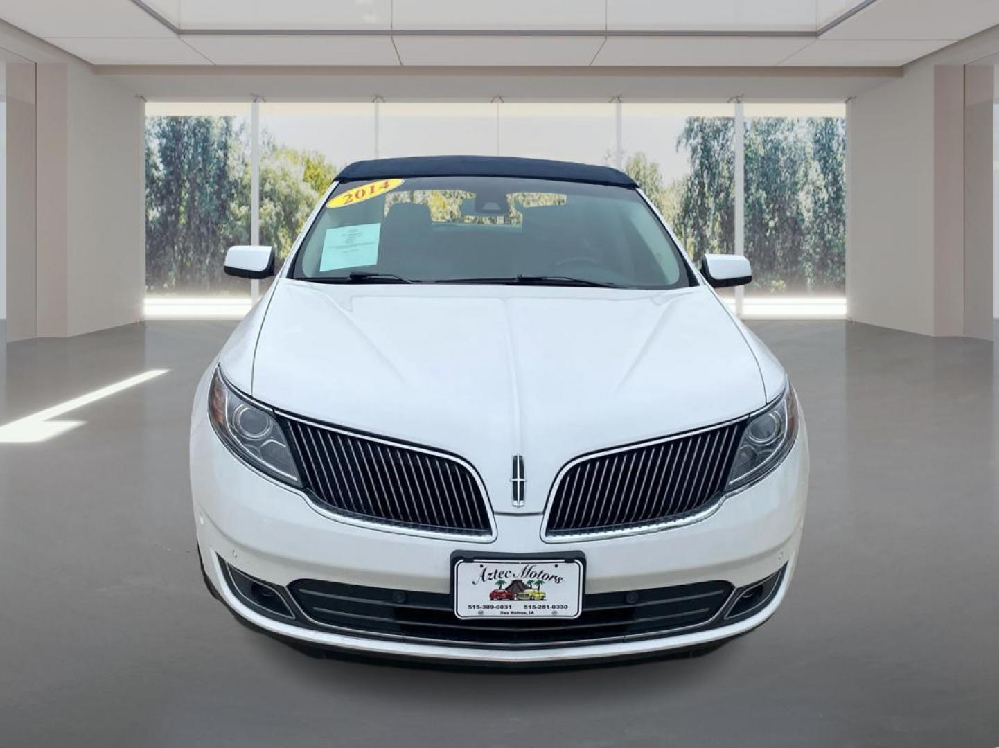 2014 WHITE LINCOLN MKS (1LNHL9EK6EG) with an 3.7L engine, Automatic transmission, located at 908 SE 14th Street, Des Moines, IA, 50317, (515) 281-0330, 41.580303, -93.597046 - Photo#6