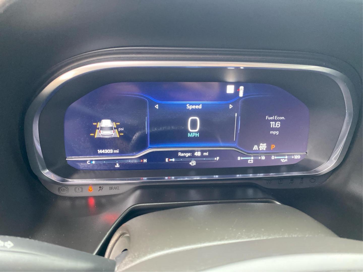 2022 BLACK CHEVROLET TAHOE RST (1GNSKRKD3NR) with an 5.3L engine, Automatic transmission, located at 908 SE 14th Street, Des Moines, IA, 50317, (515) 281-0330, 41.580303, -93.597046 - Photo#15