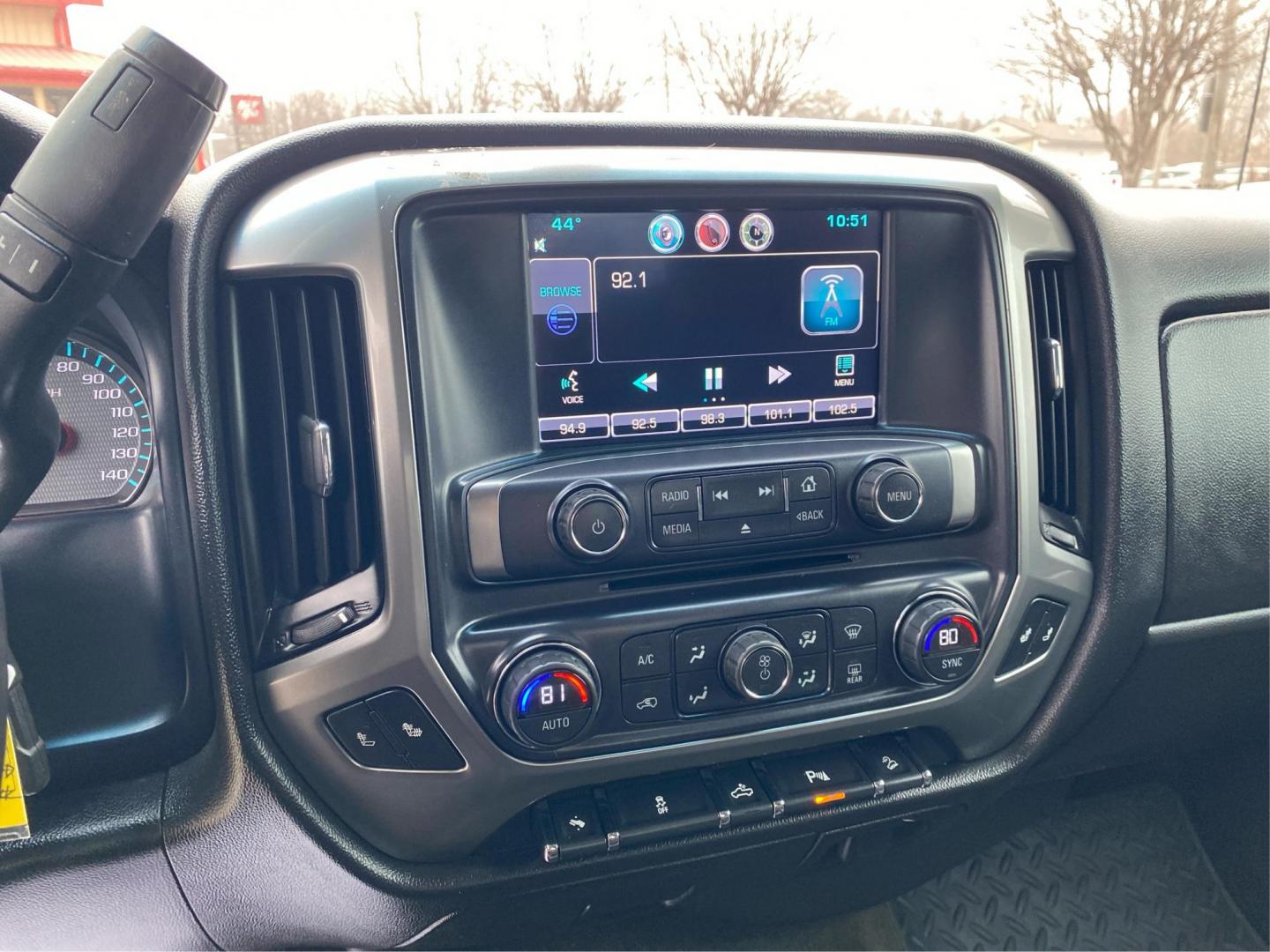 2015 BLACK CHEVROLET SILVERADO 2500 HEAVY DUTY LT (1GC1KVEG2FF) with an 6.0L engine, Automatic transmission, located at 908 SE 14th Street, Des Moines, IA, 50317, (515) 281-0330, 41.580303, -93.597046 - Photo#12