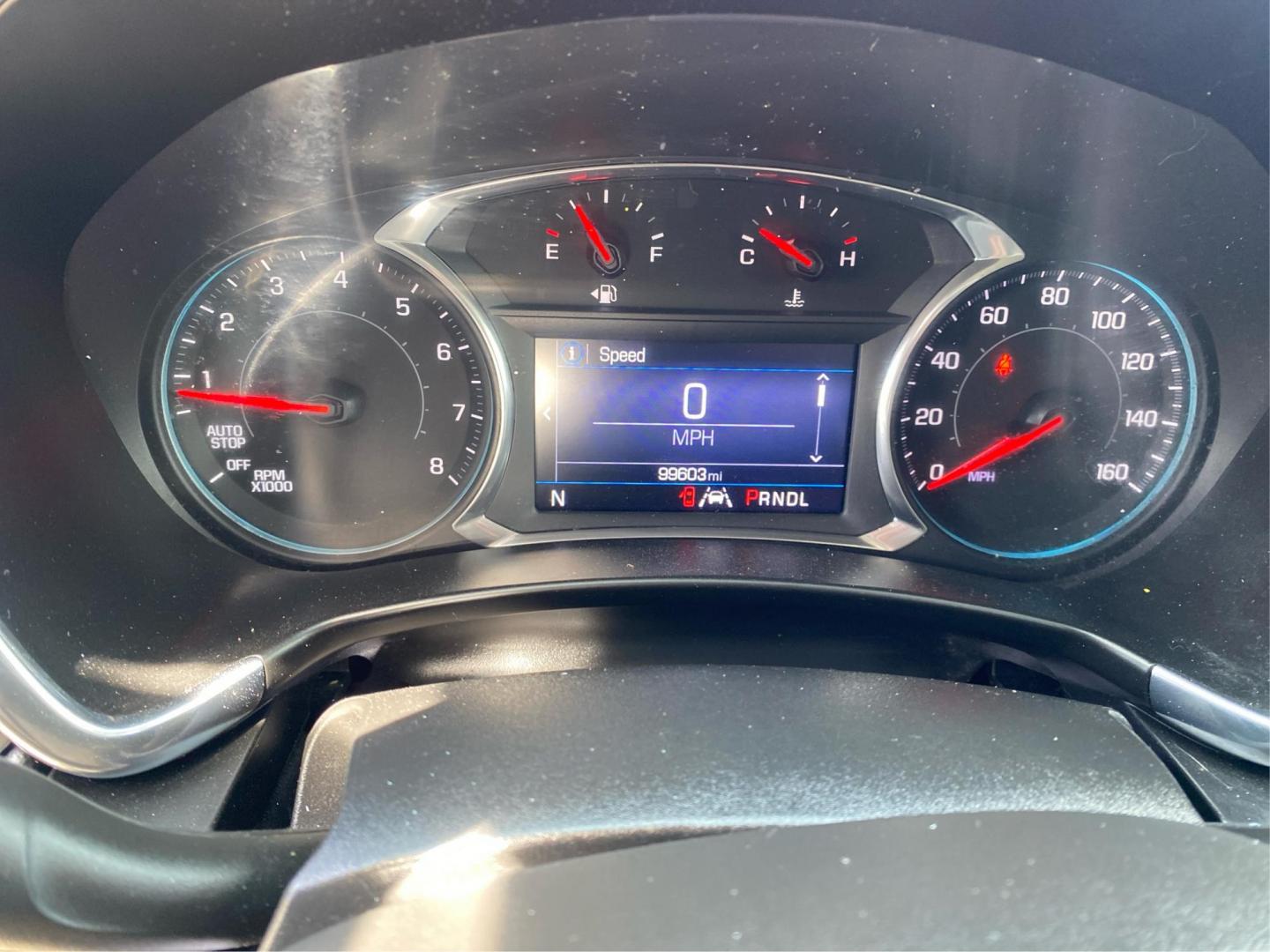 2020 SILVER CHEVROLET EQUINOX LT (2GNAXUEV4L6) with an 1.5L engine, Automatic transmission, located at 908 SE 14th Street, Des Moines, IA, 50317, (515) 281-0330, 41.580303, -93.597046 - Photo#15