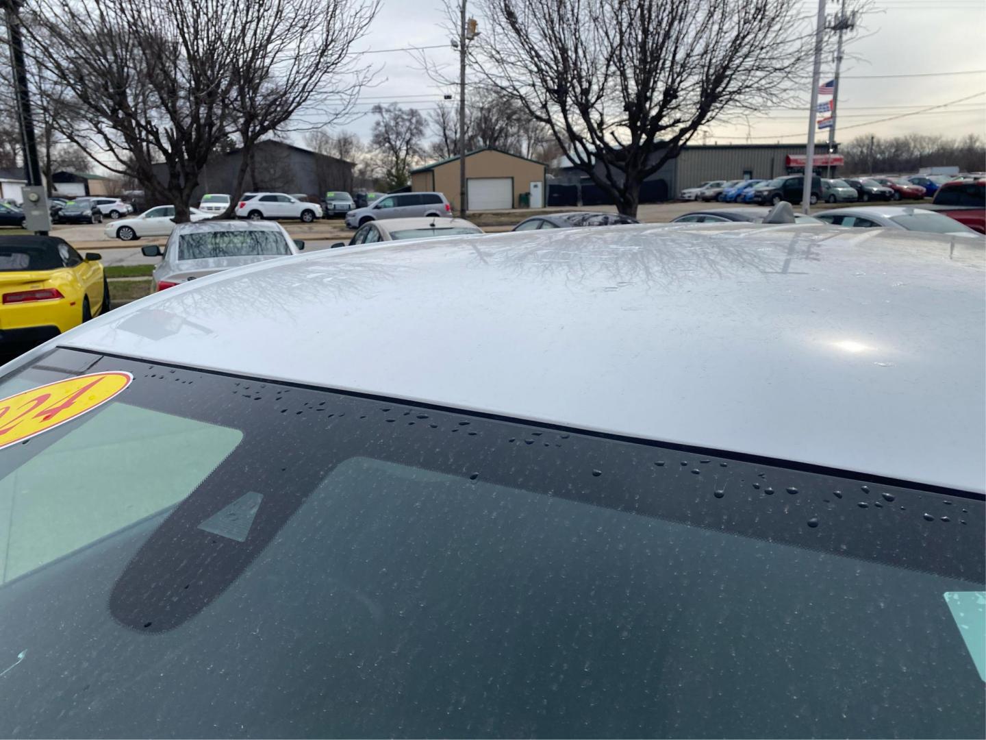 2024 WHITE CHEVROLET EQUINOX LT (3GNAXUEG4RS) with an 1.5L engine, Automatic transmission, located at 908 SE 14th Street, Des Moines, IA, 50317, (515) 281-0330, 41.580303, -93.597046 - Photo#11