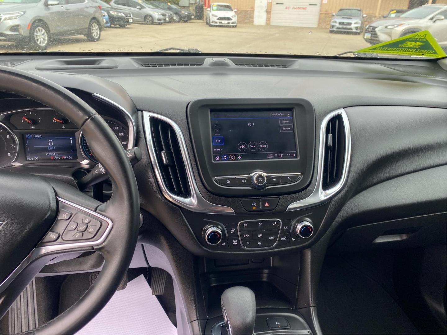 2024 WHITE CHEVROLET EQUINOX LT (3GNAXUEG4RS) with an 1.5L engine, Automatic transmission, located at 908 SE 14th Street, Des Moines, IA, 50317, (515) 281-0330, 41.580303, -93.597046 - Photo#13