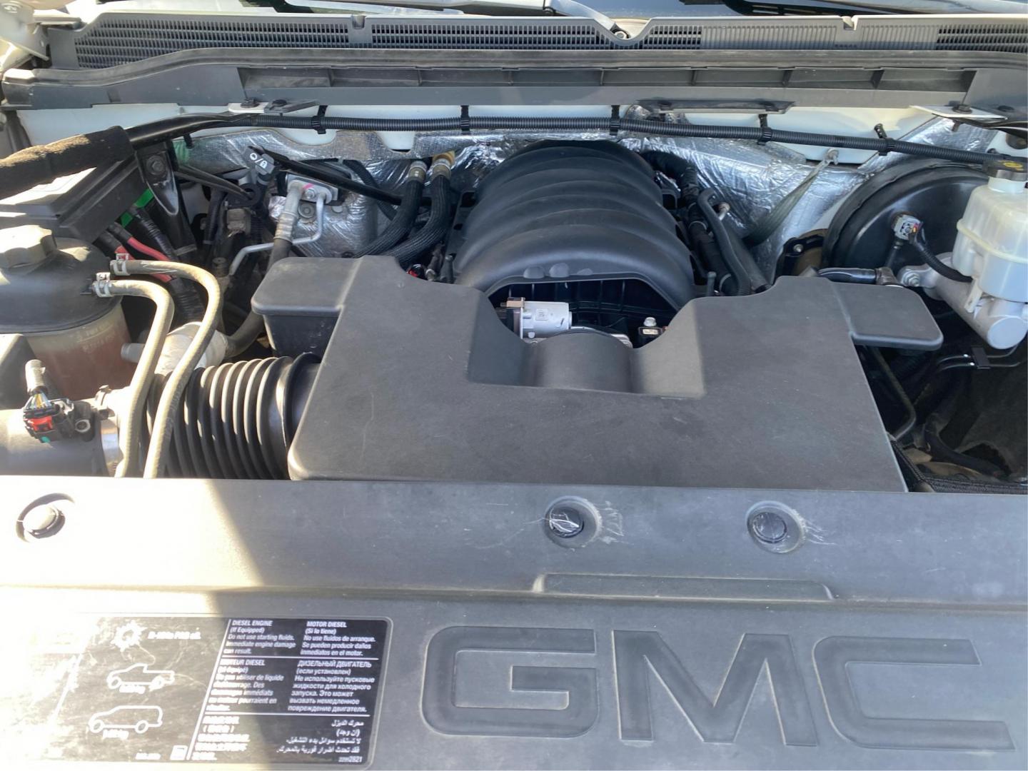 2014 WHITE GMC SIERRA CREW CAB SLE (3GTU2UEC4EG) with an 5.3L engine, Automatic transmission, located at 908 SE 14th Street, Des Moines, IA, 50317, (515) 281-0330, 41.580303, -93.597046 - Photo#10
