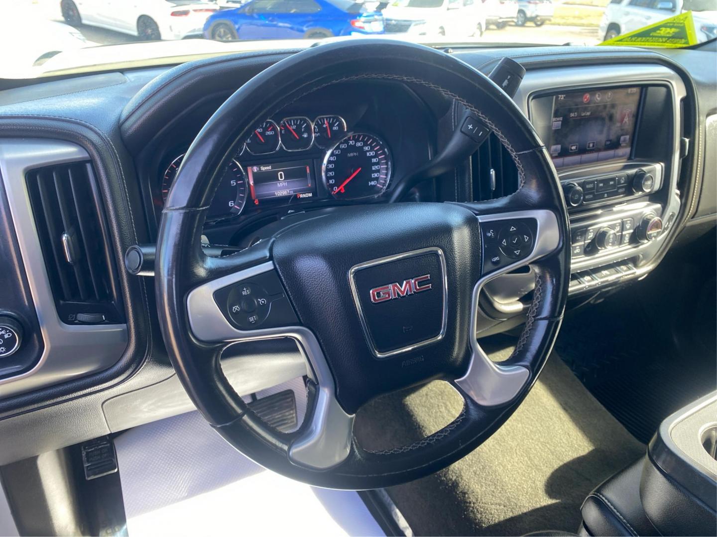 2014 WHITE GMC SIERRA CREW CAB SLE (3GTU2UEC4EG) with an 5.3L engine, Automatic transmission, located at 908 SE 14th Street, Des Moines, IA, 50317, (515) 281-0330, 41.580303, -93.597046 - Photo#15