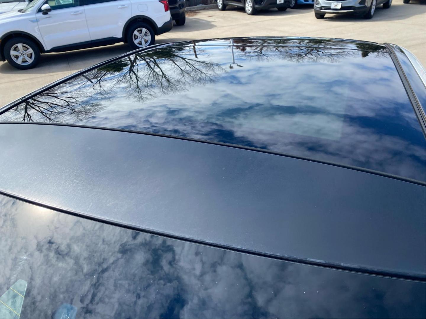 2017 WHITE MERCEDES-BENZ C-CLASS C300 4MATIC (55SWF4KB4HU) with an 2.0L engine, Automatic transmission, located at 908 SE 14th Street, Des Moines, IA, 50317, (515) 281-0330, 41.580303, -93.597046 - Photo#11