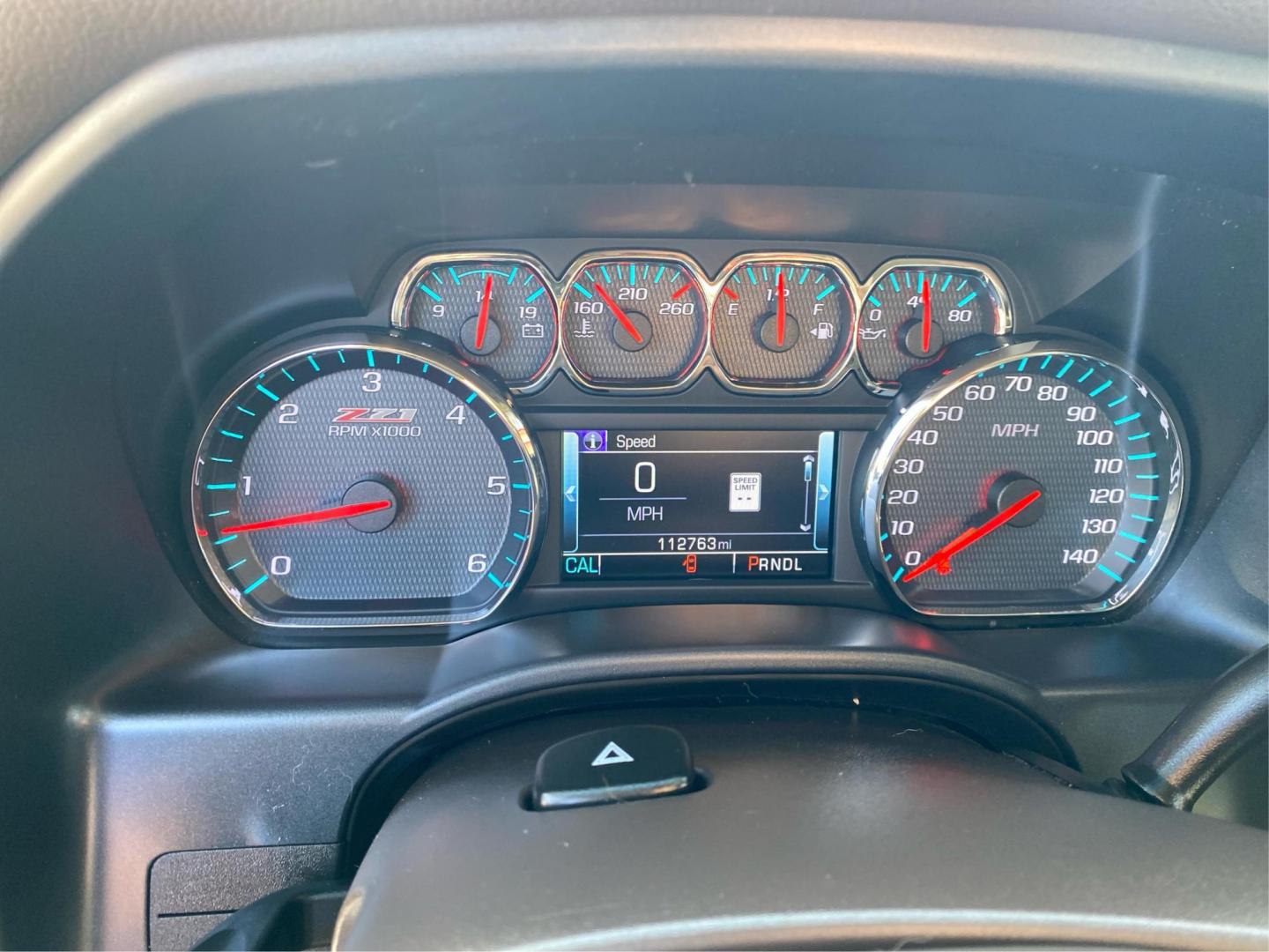 2018 WHITE CHEVROLET SILVERADO 1500 LTZ (3GCUKSEJ0JG) with an 6.2L engine, Automatic transmission, located at 908 SE 14th Street, Des Moines, IA, 50317, (515) 281-0330, 41.580303, -93.597046 - Photo#14