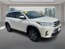2019 WHITE TOYOTA HIGHLANDER XLE (5TDJZRFH3KS) with an 3.5L engine, Automatic transmission, located at 908 SE 14th Street, Des Moines, IA, 50317, (515) 281-0330, 41.580303, -93.597046 - Photo#0