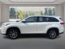 2019 WHITE TOYOTA HIGHLANDER XLE (5TDJZRFH3KS) with an 3.5L engine, Automatic transmission, located at 908 SE 14th Street, Des Moines, IA, 50317, (515) 281-0330, 41.580303, -93.597046 - Photo#5