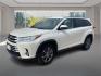 2019 WHITE TOYOTA HIGHLANDER XLE (5TDJZRFH3KS) with an 3.5L engine, Automatic transmission, located at 908 SE 14th Street, Des Moines, IA, 50317, (515) 281-0330, 41.580303, -93.597046 - Photo#7