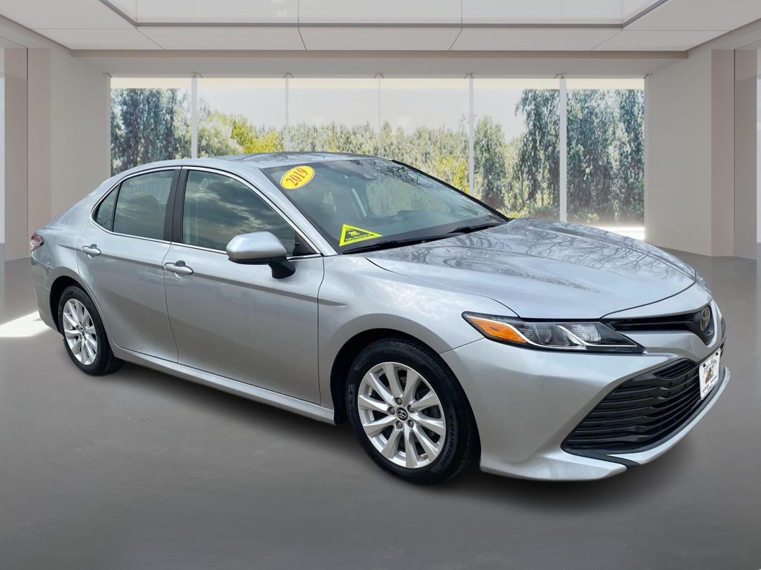 photo of 2019 TOYOTA CAMRY L