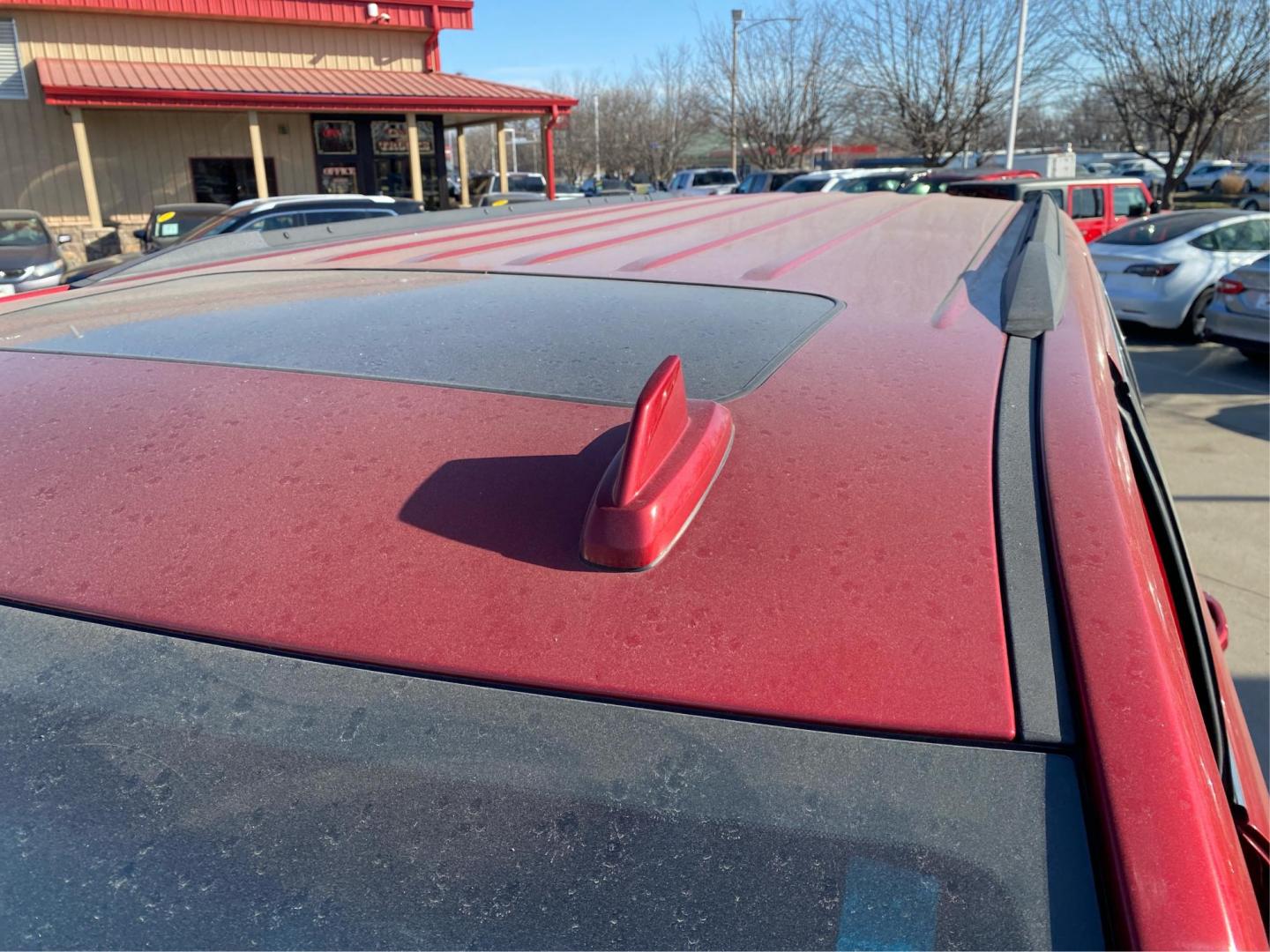 2015 RED CHEVROLET SUBURBAN 1500 LT (1GNSKJKC0FR) with an 5.3L engine, Automatic transmission, located at 908 SE 14th Street, Des Moines, IA, 50317, (515) 281-0330, 41.580303, -93.597046 - Photo#11