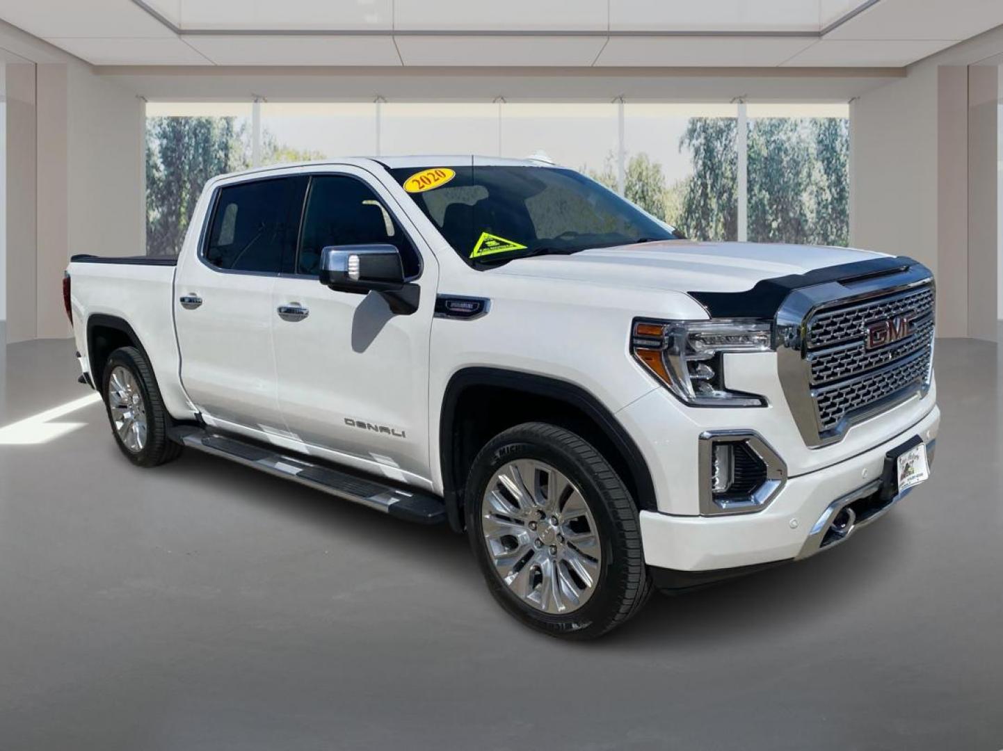2020 WHITE GMC SIERRA 1500 DENALI (3GTU9FET5LG) with an 3.0L engine, Automatic transmission, located at 908 SE 14th Street, Des Moines, IA, 50317, (515) 281-0330, 41.580303, -93.597046 - Photo#0