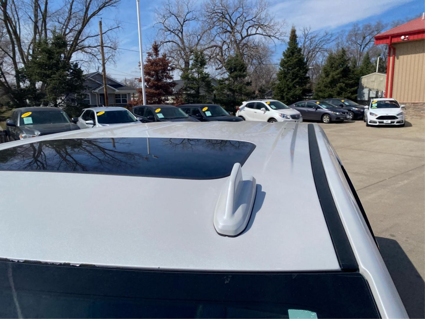 2020 WHITE GMC SIERRA 1500 DENALI (3GTU9FET5LG) with an 3.0L engine, Automatic transmission, located at 908 SE 14th Street, Des Moines, IA, 50317, (515) 281-0330, 41.580303, -93.597046 - Photo#11