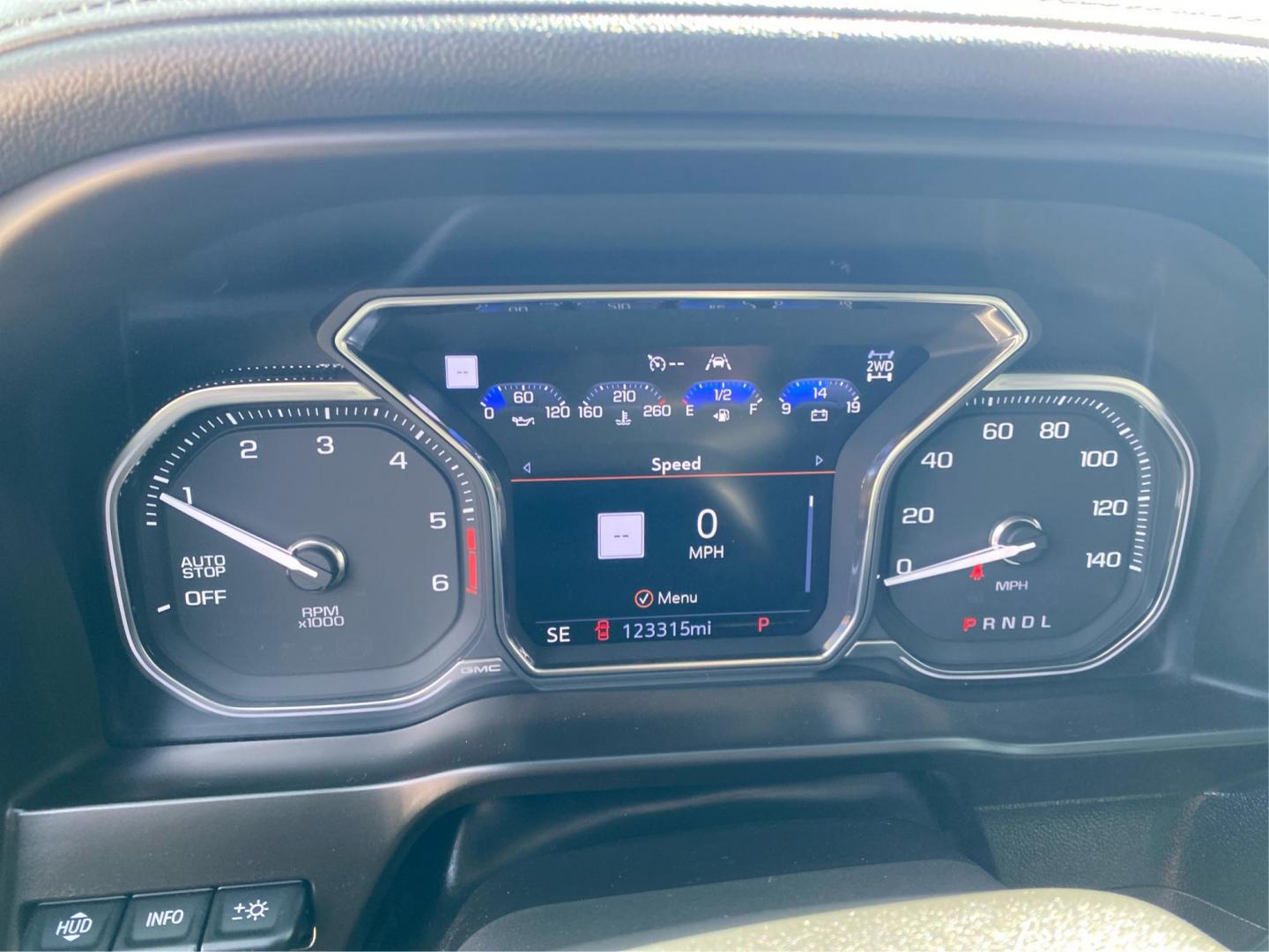 2020 WHITE GMC SIERRA 1500 DENALI (3GTU9FET5LG) with an 3.0L engine, Automatic transmission, located at 908 SE 14th Street, Des Moines, IA, 50317, (515) 281-0330, 41.580303, -93.597046 - Photo#14