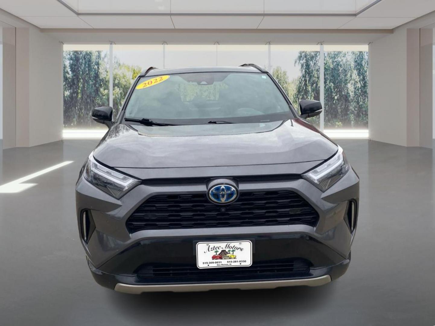 2022 GRAY TOYOTA RAV4 XSE (4T3E6RFV0NU) with an 2.5L engine, Continuously Variable transmission, located at 908 SE 14th Street, Des Moines, IA, 50317, (515) 281-0330, 41.580303, -93.597046 - Photo#6