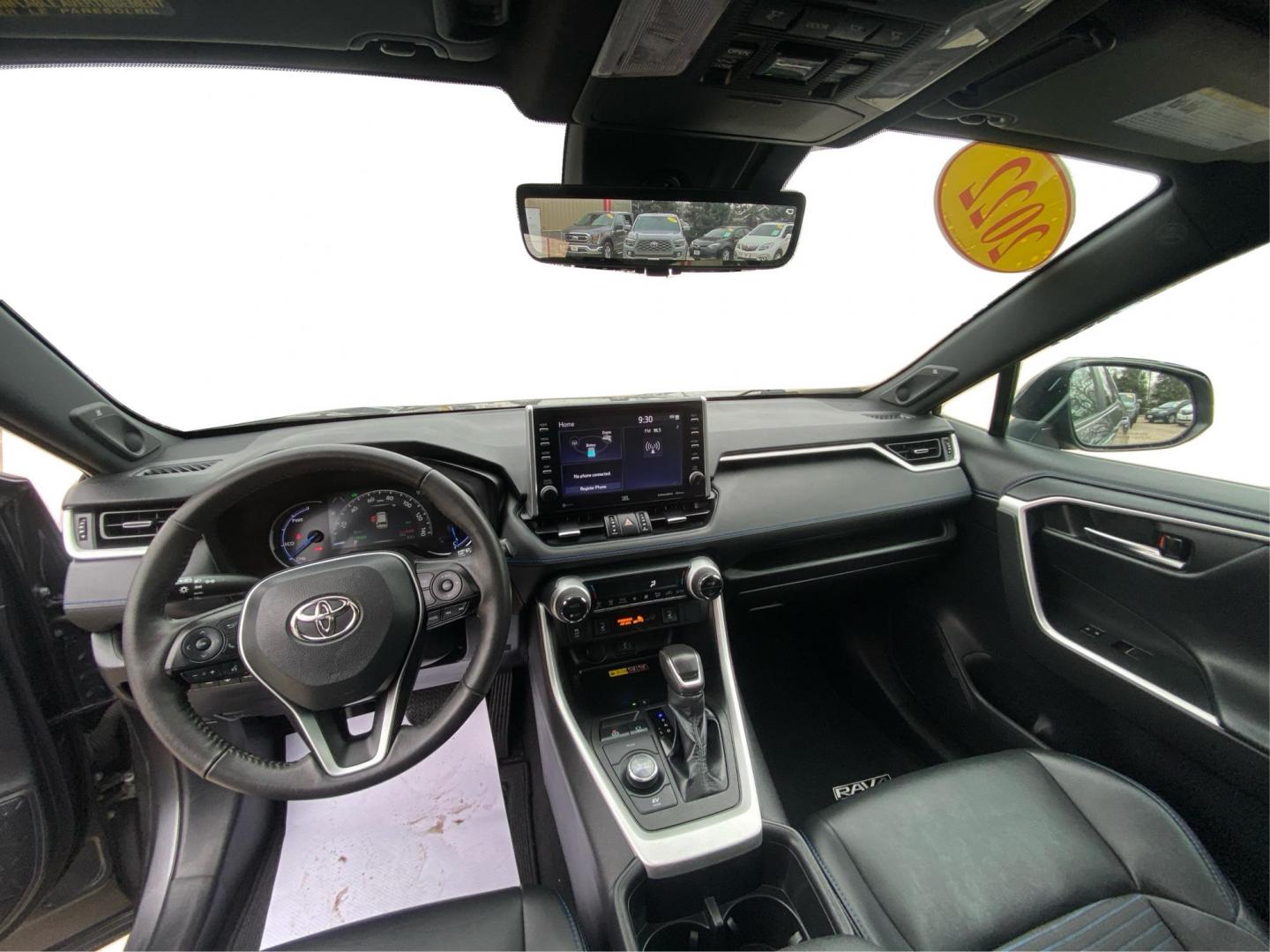 2022 GRAY TOYOTA RAV4 XSE (4T3E6RFV0NU) with an 2.5L engine, Continuously Variable transmission, located at 908 SE 14th Street, Des Moines, IA, 50317, (515) 281-0330, 41.580303, -93.597046 - Photo#22