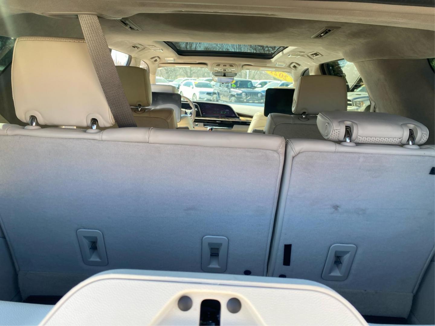 2021 BLACK CADILLAC ESCALADE SPORT PLATINUM (1GYS4GKL9MR) with an 6.2L engine, Automatic transmission, located at 908 SE 14th Street, Des Moines, IA, 50317, (515) 281-0330, 41.580303, -93.597046 - Photo#12