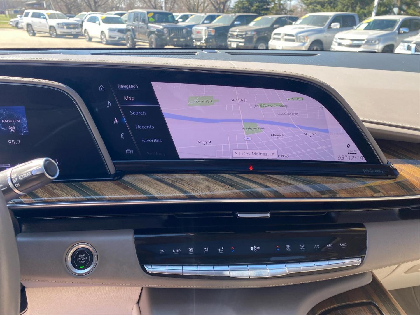 2021 BLACK CADILLAC ESCALADE SPORT PLATINUM (1GYS4GKL9MR) with an 6.2L engine, Automatic transmission, located at 908 SE 14th Street, Des Moines, IA, 50317, (515) 281-0330, 41.580303, -93.597046 - Photo#13