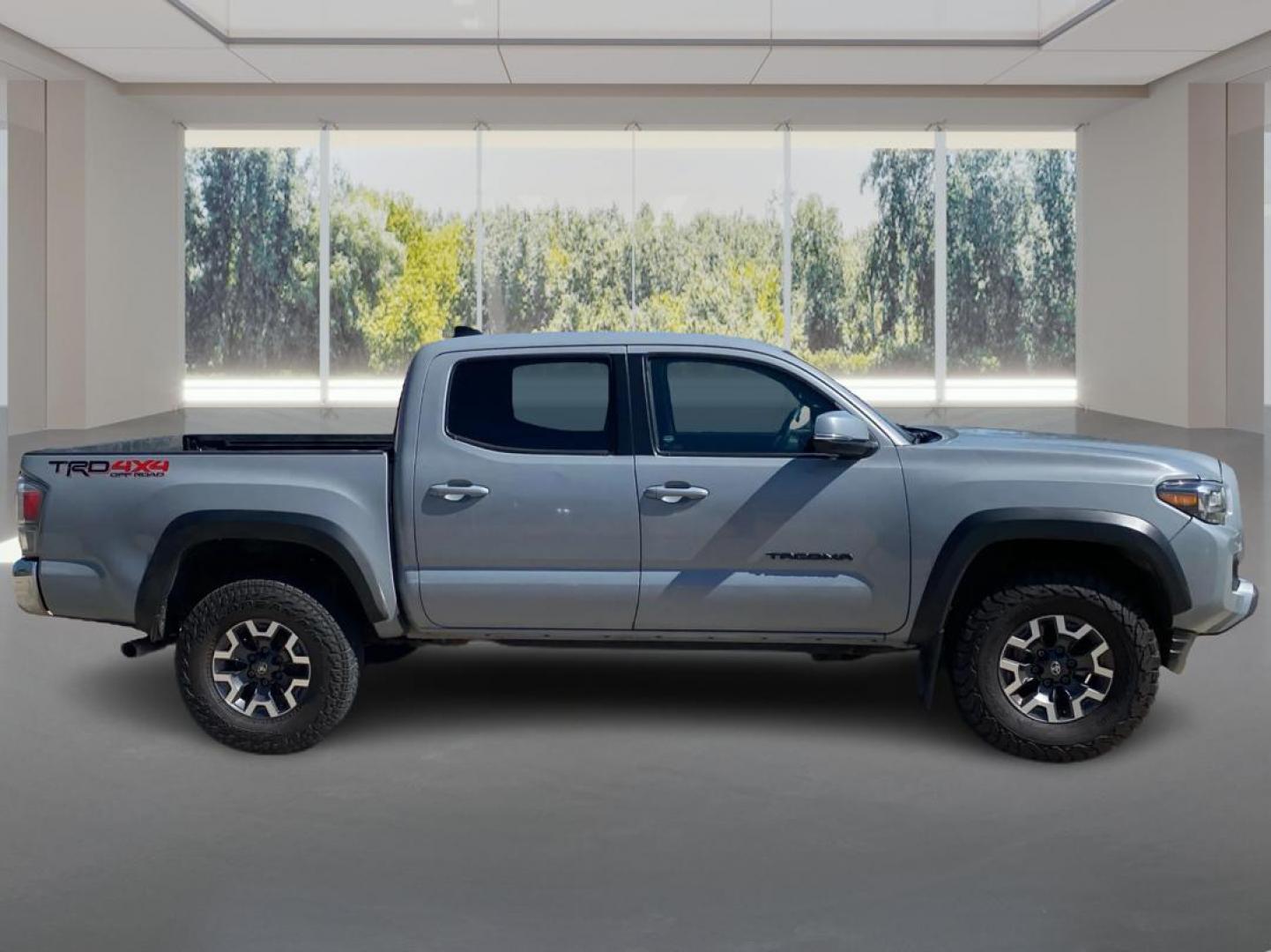 2021 GRAY TOYOTA TACOMA DOUBLE CAB (3TMCZ5AN3MM) with an 3.5L engine, Automatic transmission, located at 908 SE 14th Street, Des Moines, IA, 50317, (515) 281-0330, 41.580303, -93.597046 - Photo#1