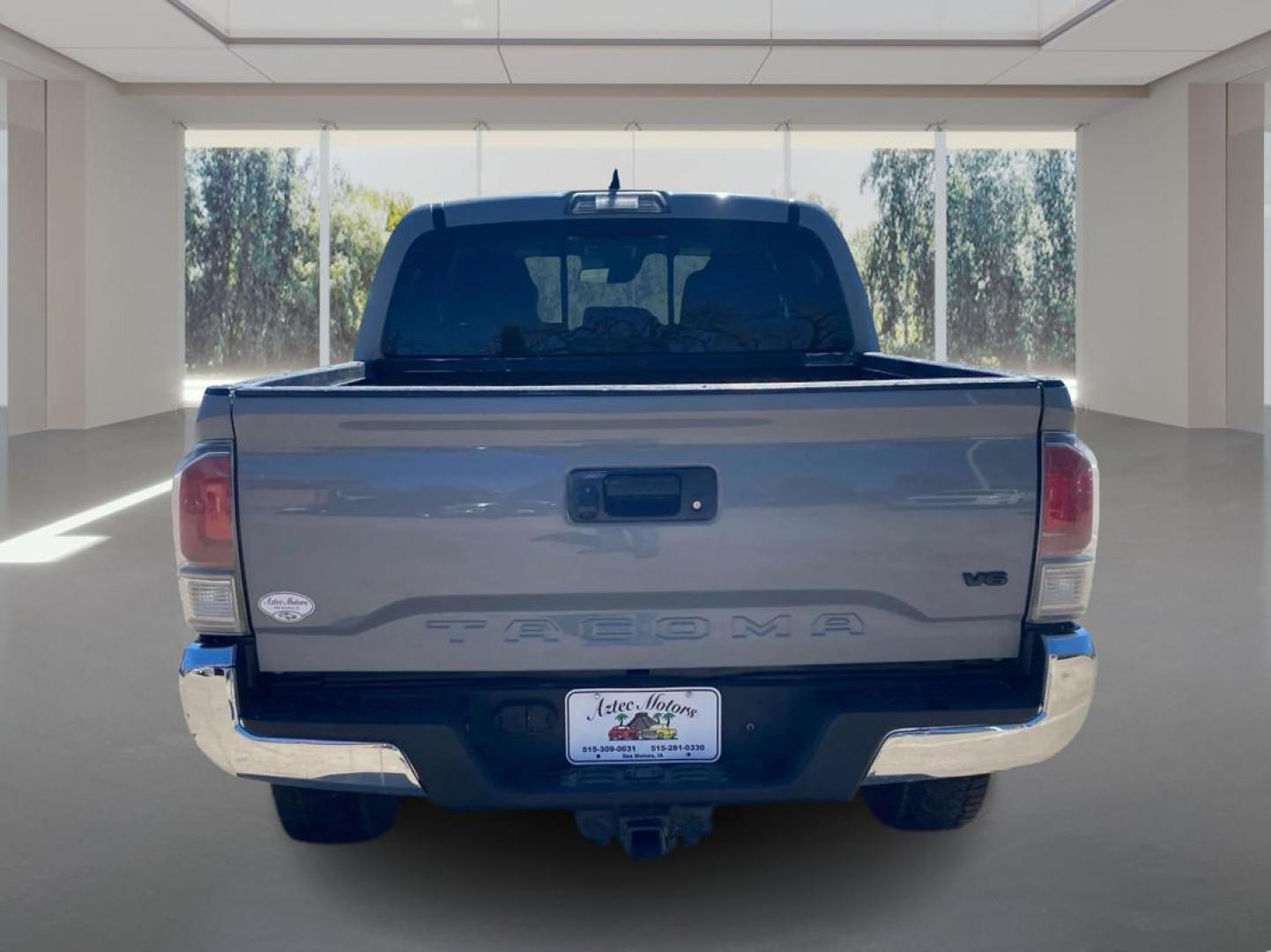 2021 GRAY TOYOTA TACOMA DOUBLE CAB (3TMCZ5AN3MM) with an 3.5L engine, Automatic transmission, located at 908 SE 14th Street, Des Moines, IA, 50317, (515) 281-0330, 41.580303, -93.597046 - Photo#3