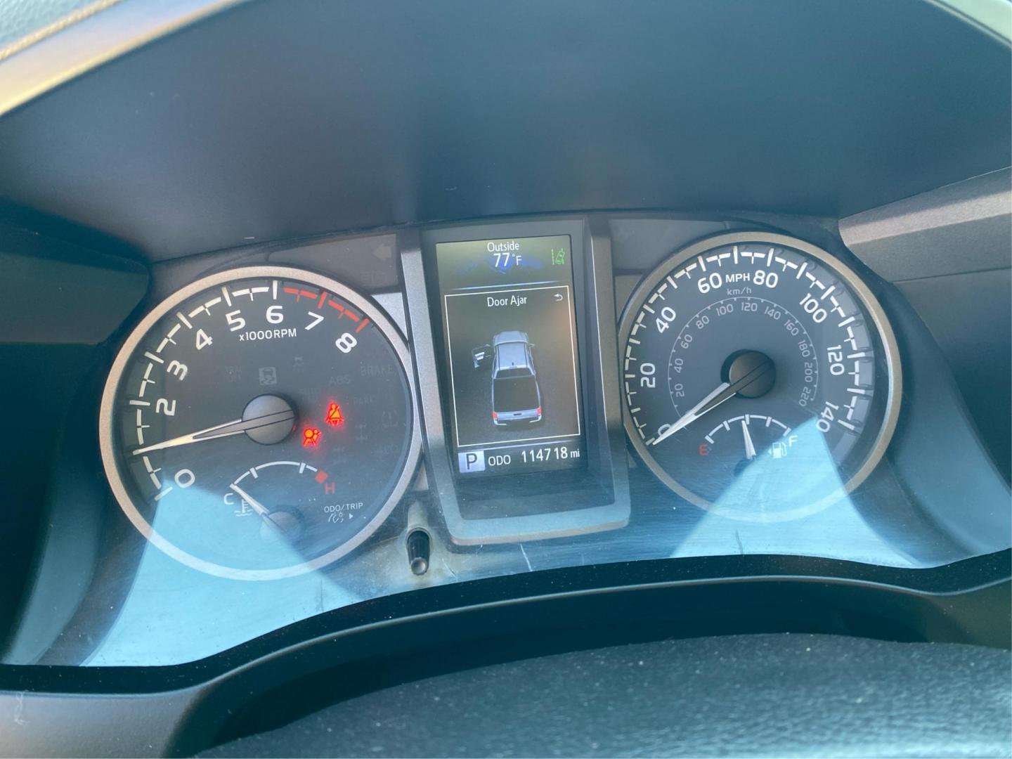2021 GRAY TOYOTA TACOMA DOUBLE CAB (3TMCZ5AN3MM) with an 3.5L engine, Automatic transmission, located at 908 SE 14th Street, Des Moines, IA, 50317, (515) 281-0330, 41.580303, -93.597046 - Photo#14