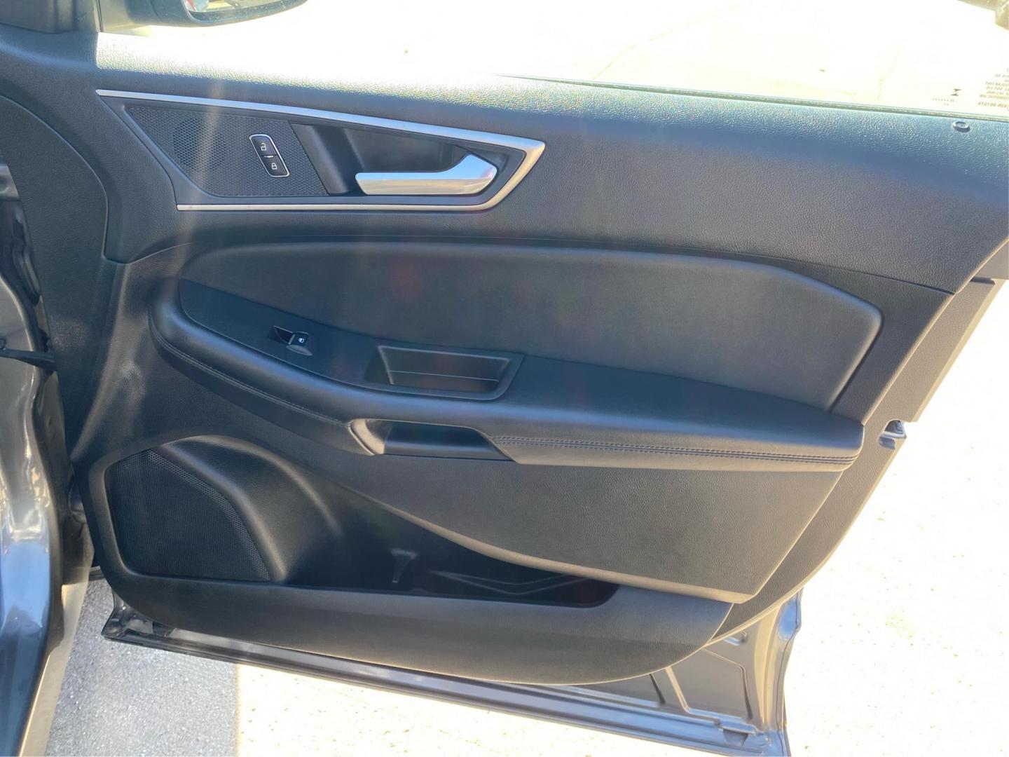 2024 GRAY FORD EDGE SEL (2FMPK4J91RB) with an 2.0L engine, Automatic transmission, located at 908 SE 14th Street, Des Moines, IA, 50317, (515) 281-0330, 41.580303, -93.597046 - Photo#20