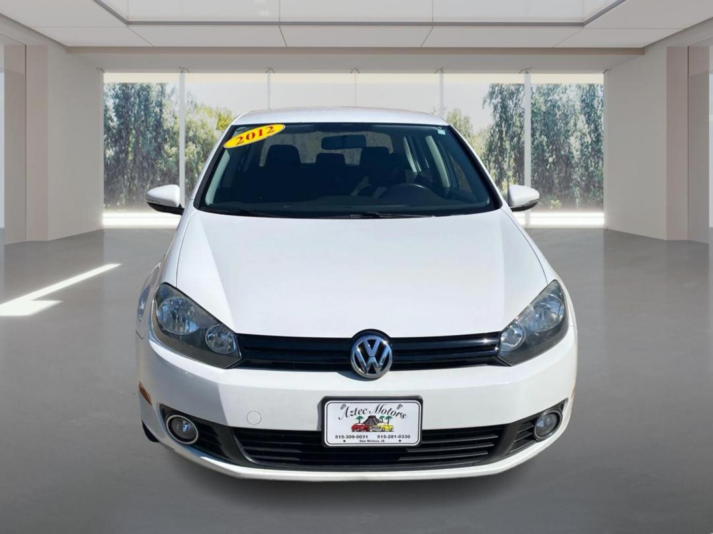 2012 WHITE VOLKSWAGEN GOLF (WVWDM7AJ6CW) with an 2.0L engine, Automatic transmission, located at 908 SE 14th Street, Des Moines, IA, 50317, (515) 281-0330, 41.580303, -93.597046 - Photo#6
