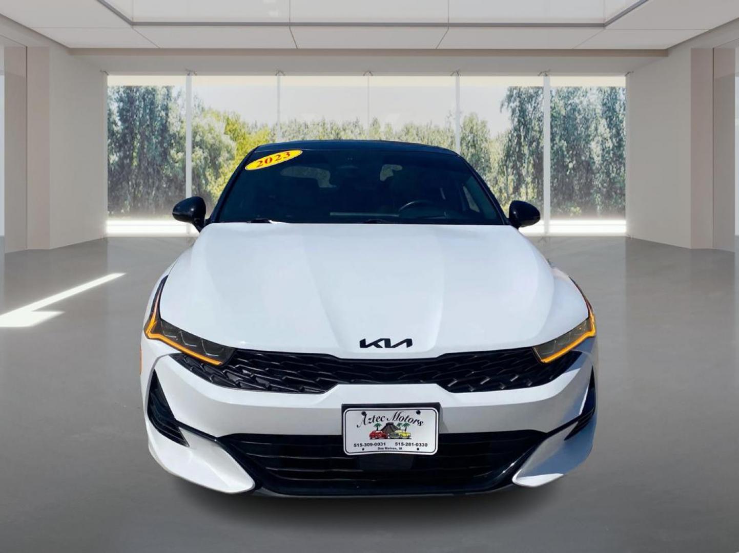 2023 WHITE KIA K5 GT (5XXG44J89PG) with an 2.5L engine, Automatic transmission, located at 908 SE 14th Street, Des Moines, IA, 50317, (515) 281-0330, 41.580303, -93.597046 - Photo#6