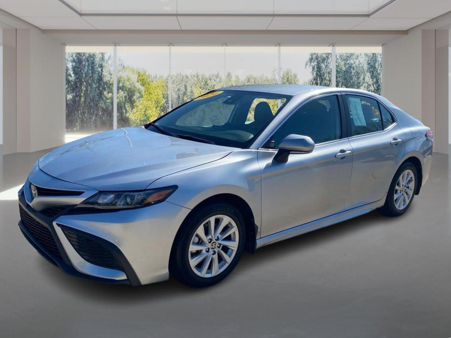 2024 SILVER TOYOTA CAMRY SE NIGHT SHADE (4T1G11AK7RU) with an 2.5L engine, Automatic transmission, located at 908 SE 14th Street, Des Moines, IA, 50317, (515) 281-0330, 41.580303, -93.597046 - Photo#7
