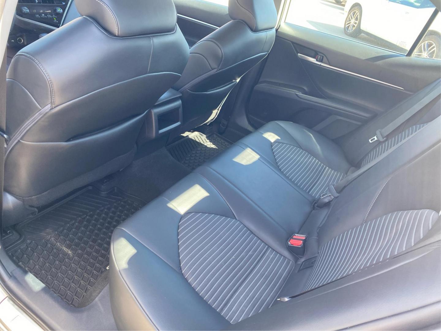 2024 SILVER TOYOTA CAMRY SE NIGHT SHADE (4T1G11AK7RU) with an 2.5L engine, Automatic transmission, located at 908 SE 14th Street, Des Moines, IA, 50317, (515) 281-0330, 41.580303, -93.597046 - Photo#9
