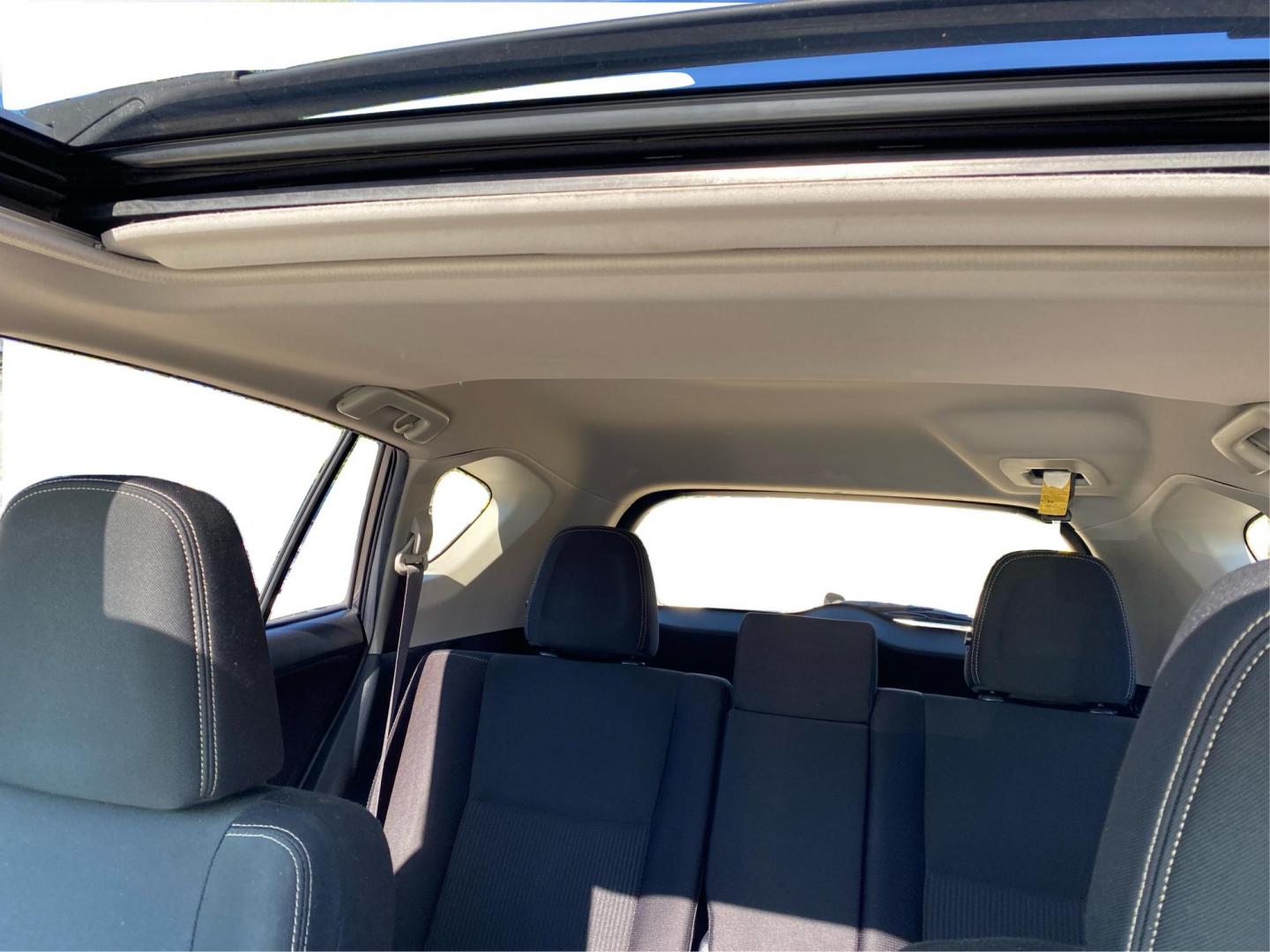 2013 GRAY TOYOTA RAV4 XLE (JTMRFREVXDD) with an 2.5L engine, Automatic transmission, located at 908 SE 14th Street, Des Moines, IA, 50317, (515) 281-0330, 41.580303, -93.597046 - Photo#14