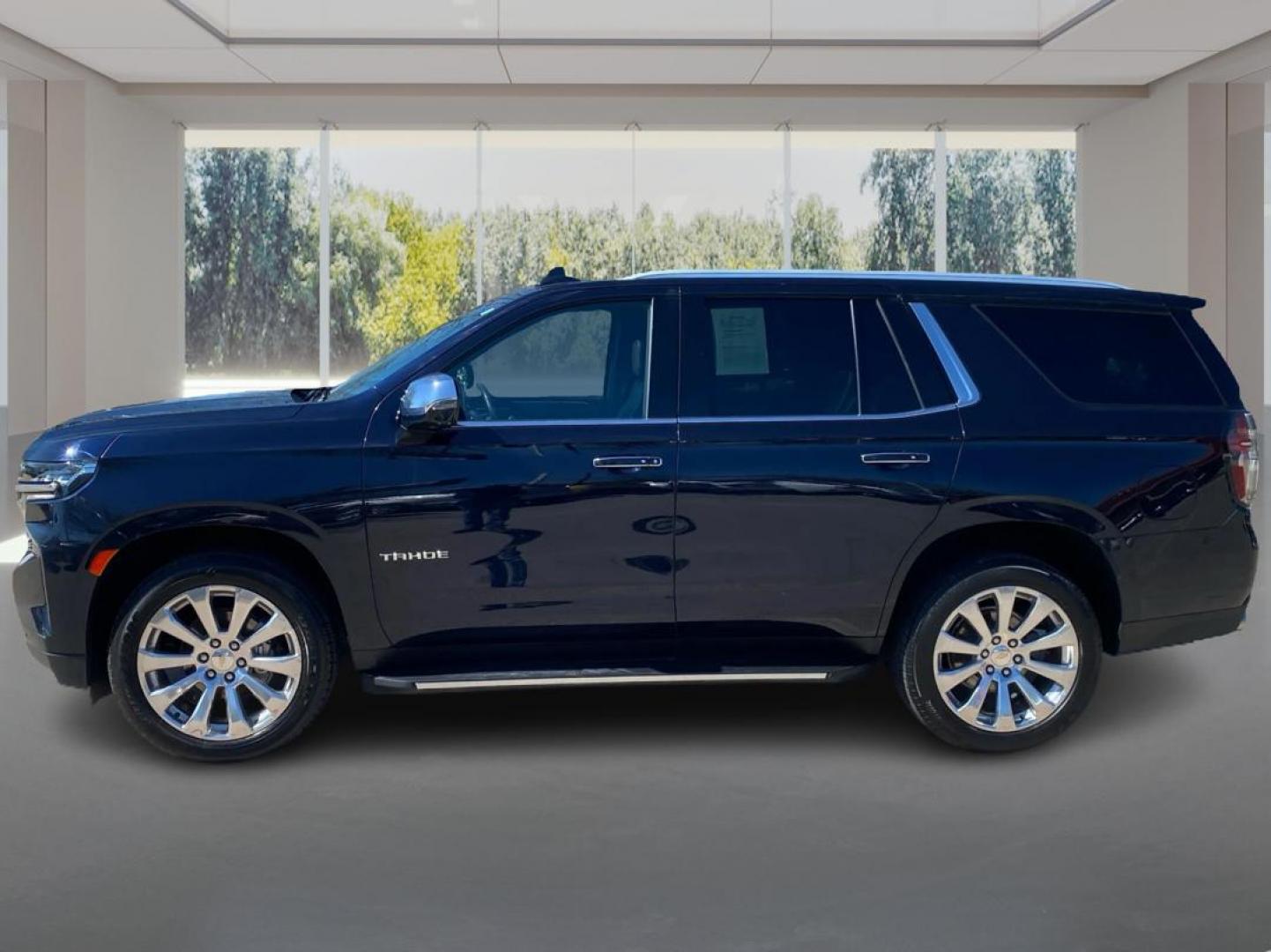 2023 BLACK CHEVROLET TAHOE 1500 PREMIER (1GNSKSKD5PR) with an 5.3L engine, Automatic transmission, located at 908 SE 14th Street, Des Moines, IA, 50317, (515) 281-0330, 41.580303, -93.597046 - Photo#5