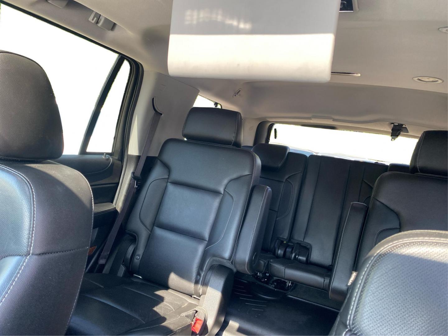 2015 WHITE CHEVROLET TAHOE 1500 LTZ (1GNSKCKC3FR) with an 5.3L engine, Automatic transmission, located at 908 SE 14th Street, Des Moines, IA, 50317, (515) 281-0330, 41.580303, -93.597046 - Photo#14