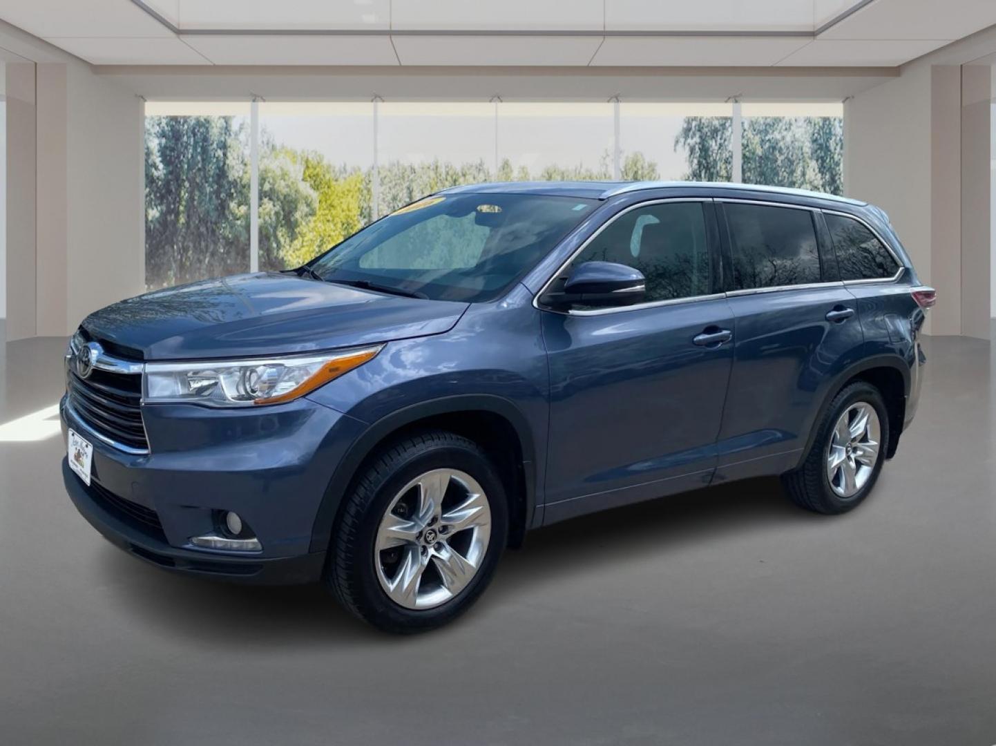2016 BLUE TOYOTA HIGHLANDER LIMITED (5TDDKRFH9GS) with an 3.5L engine, Automatic transmission, located at 908 SE 14th Street, Des Moines, IA, 50317, (515) 281-0330, 41.580303, -93.597046- Photo#7