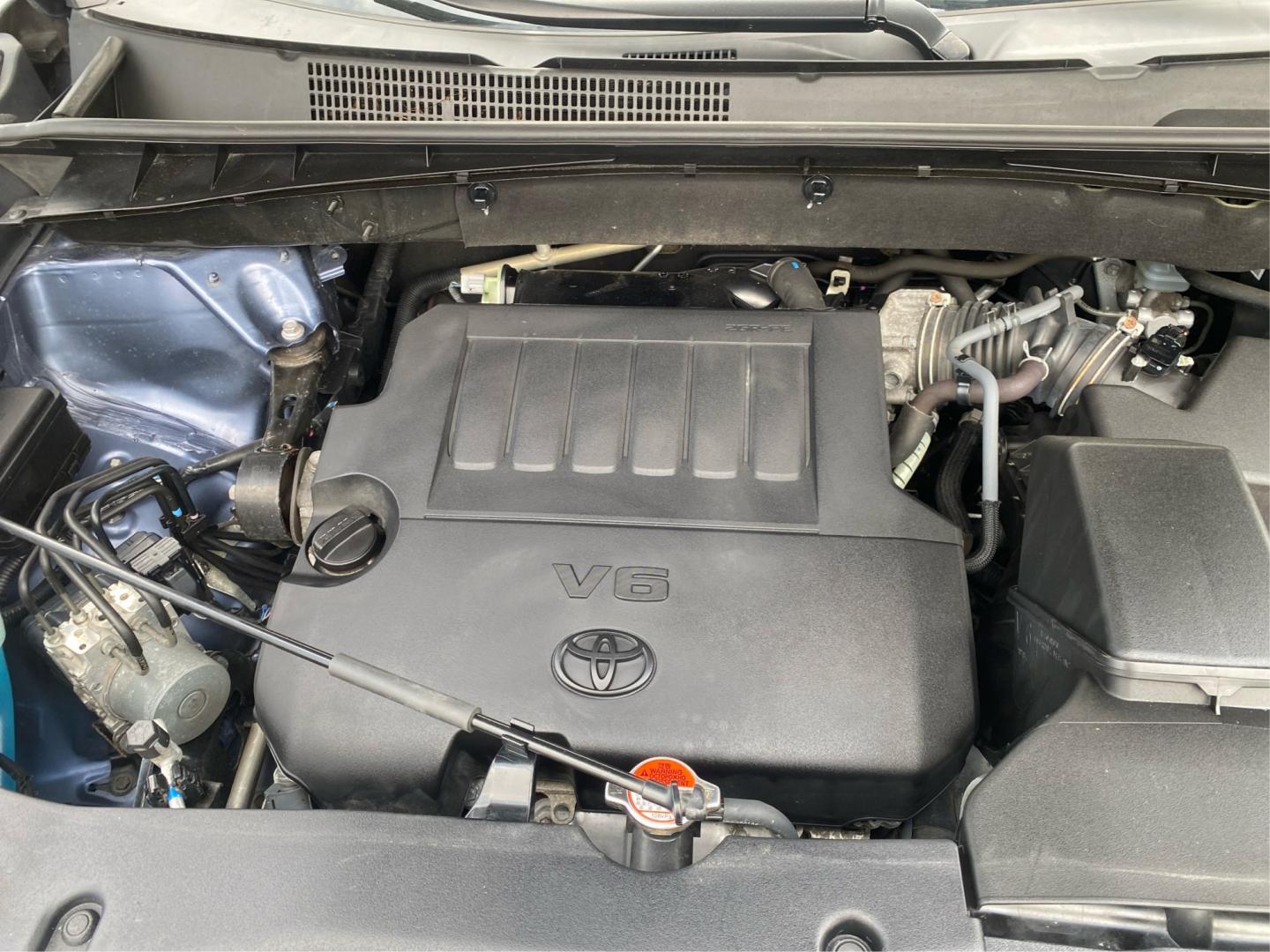 2016 BLUE TOYOTA HIGHLANDER LIMITED (5TDDKRFH9GS) with an 3.5L engine, Automatic transmission, located at 908 SE 14th Street, Des Moines, IA, 50317, (515) 281-0330, 41.580303, -93.597046- Photo#10