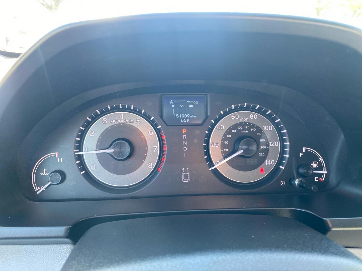 2015 BLUE HONDA ODYSSEY TOURING (5FNRL5H91FB) with an 3.5L engine, Automatic transmission, located at 908 SE 14th Street, Des Moines, IA, 50317, (515) 281-0330, 41.580303, -93.597046 - Photo#15