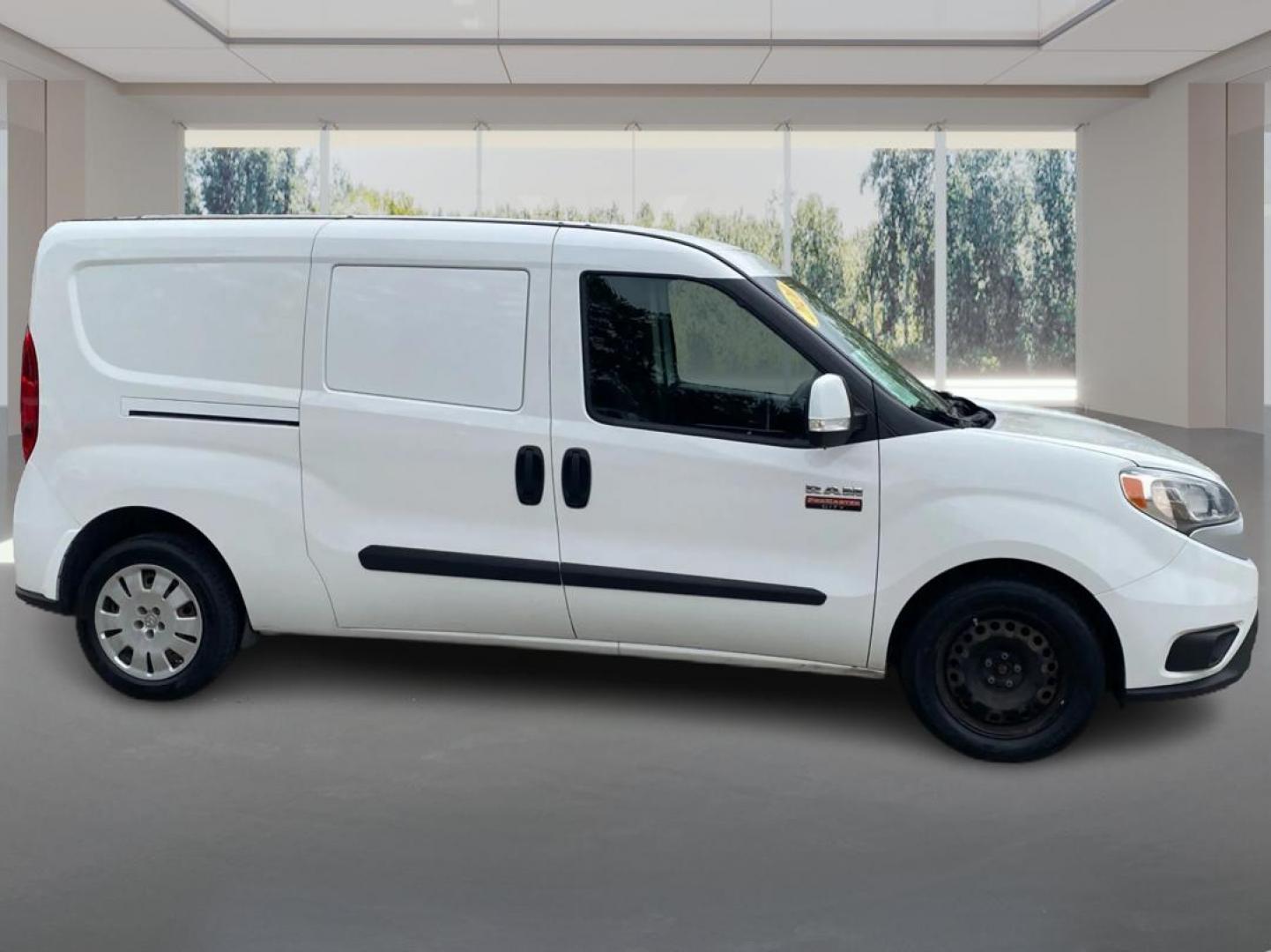 2020 WHITE RAM PROMASTER CITY SLT (ZFBHRFBB3L6) with an 2.4L engine, Automatic transmission, located at 908 SE 14th Street, Des Moines, IA, 50317, (515) 281-0330, 41.580303, -93.597046 - Photo#1