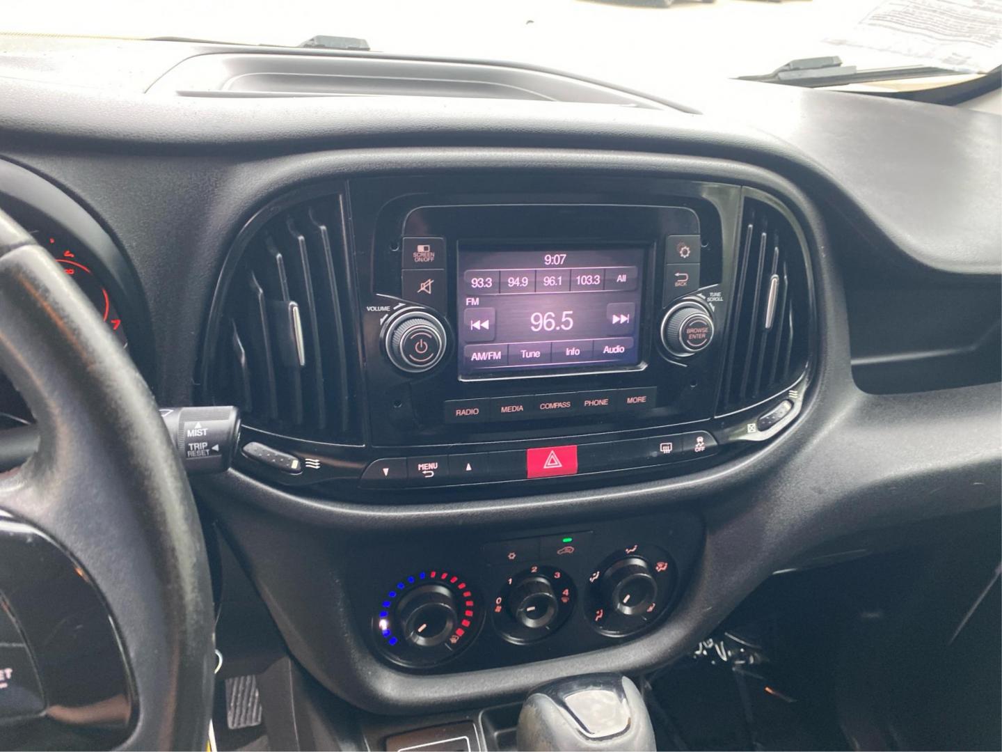 2020 WHITE RAM PROMASTER CITY SLT (ZFBHRFBB3L6) with an 2.4L engine, Automatic transmission, located at 908 SE 14th Street, Des Moines, IA, 50317, (515) 281-0330, 41.580303, -93.597046 - Photo#12