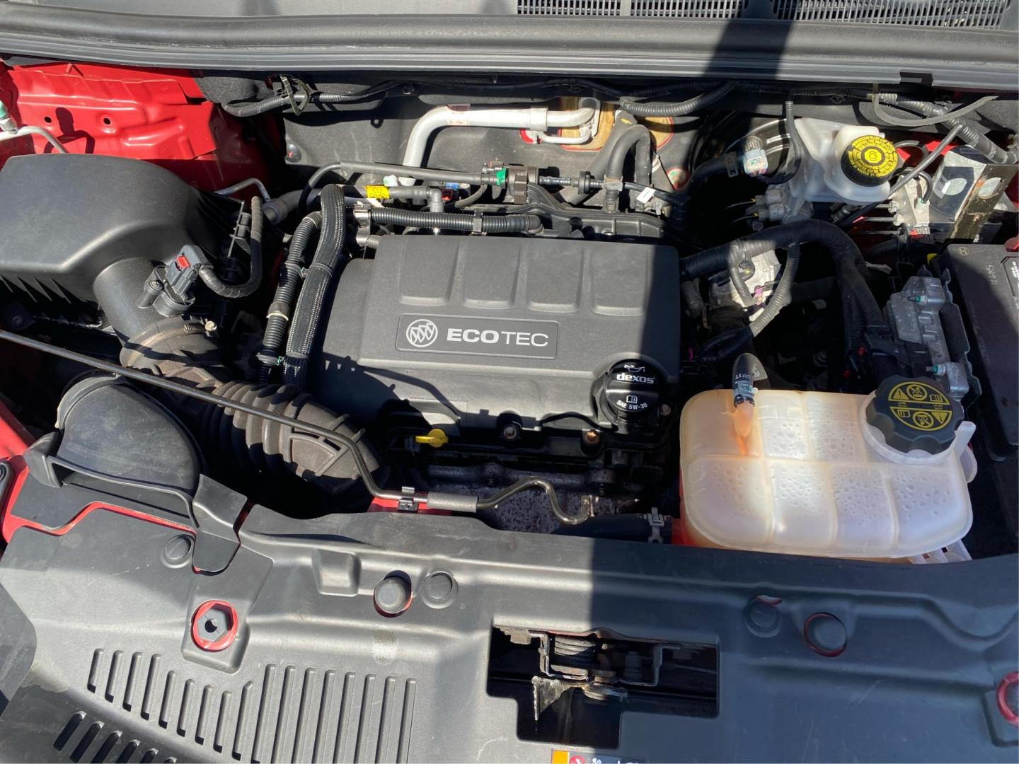 2018 RED BUICK ENCORE ESSENCE (KL4CJGSB5JB) with an 1.4L engine, Automatic transmission, located at 908 SE 14th Street, Des Moines, IA, 50317, (515) 281-0330, 41.580303, -93.597046 - Photo#10