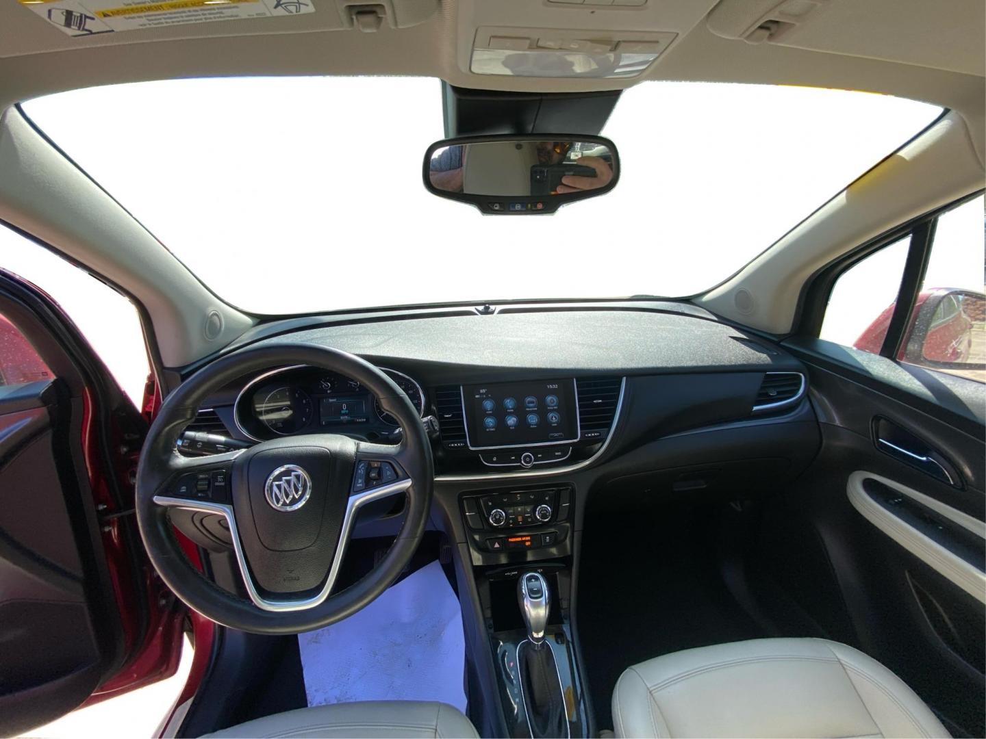 2018 RED BUICK ENCORE ESSENCE (KL4CJGSB5JB) with an 1.4L engine, Automatic transmission, located at 908 SE 14th Street, Des Moines, IA, 50317, (515) 281-0330, 41.580303, -93.597046 - Photo#22